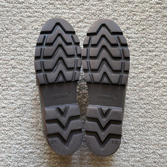 Olive green leather loafers - Picture 3 of 6